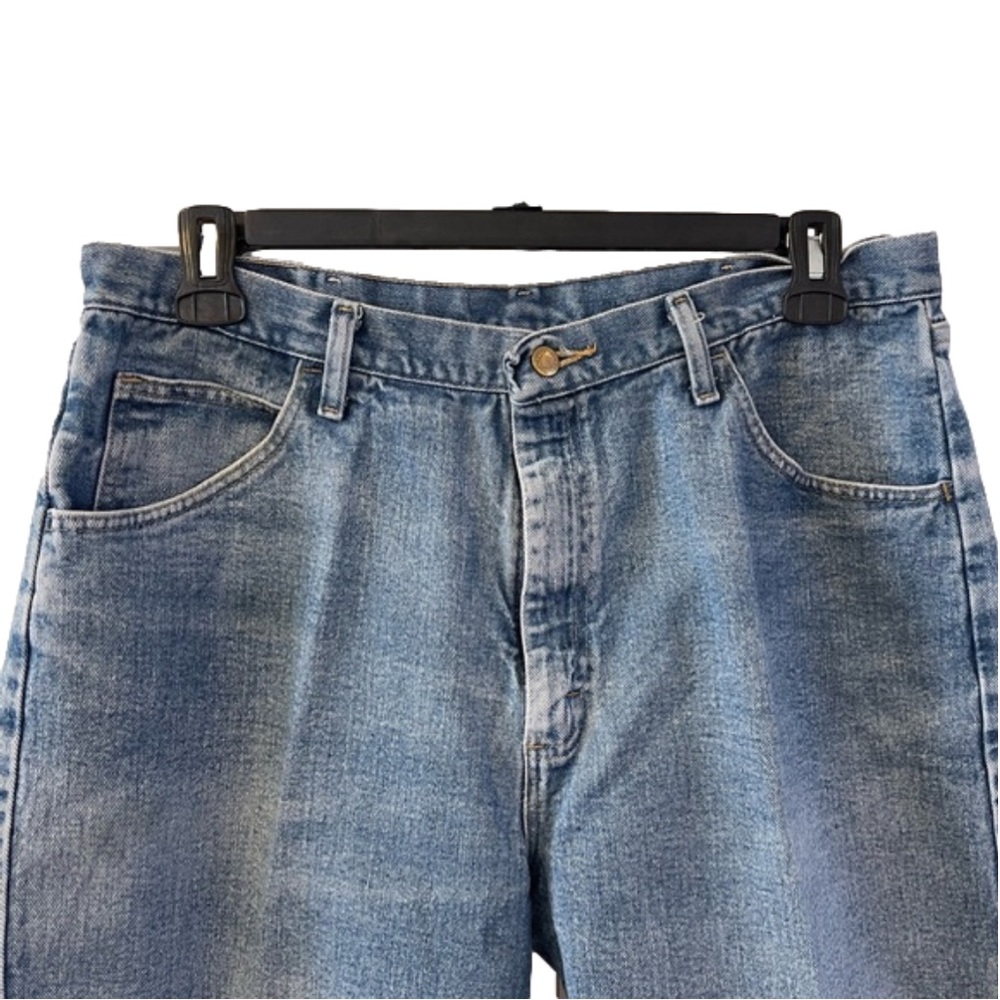 Men's Wrangler Denim Jean Shorts Relaxed Fit Medium Wash Sz 38 - Picture 4 of 8